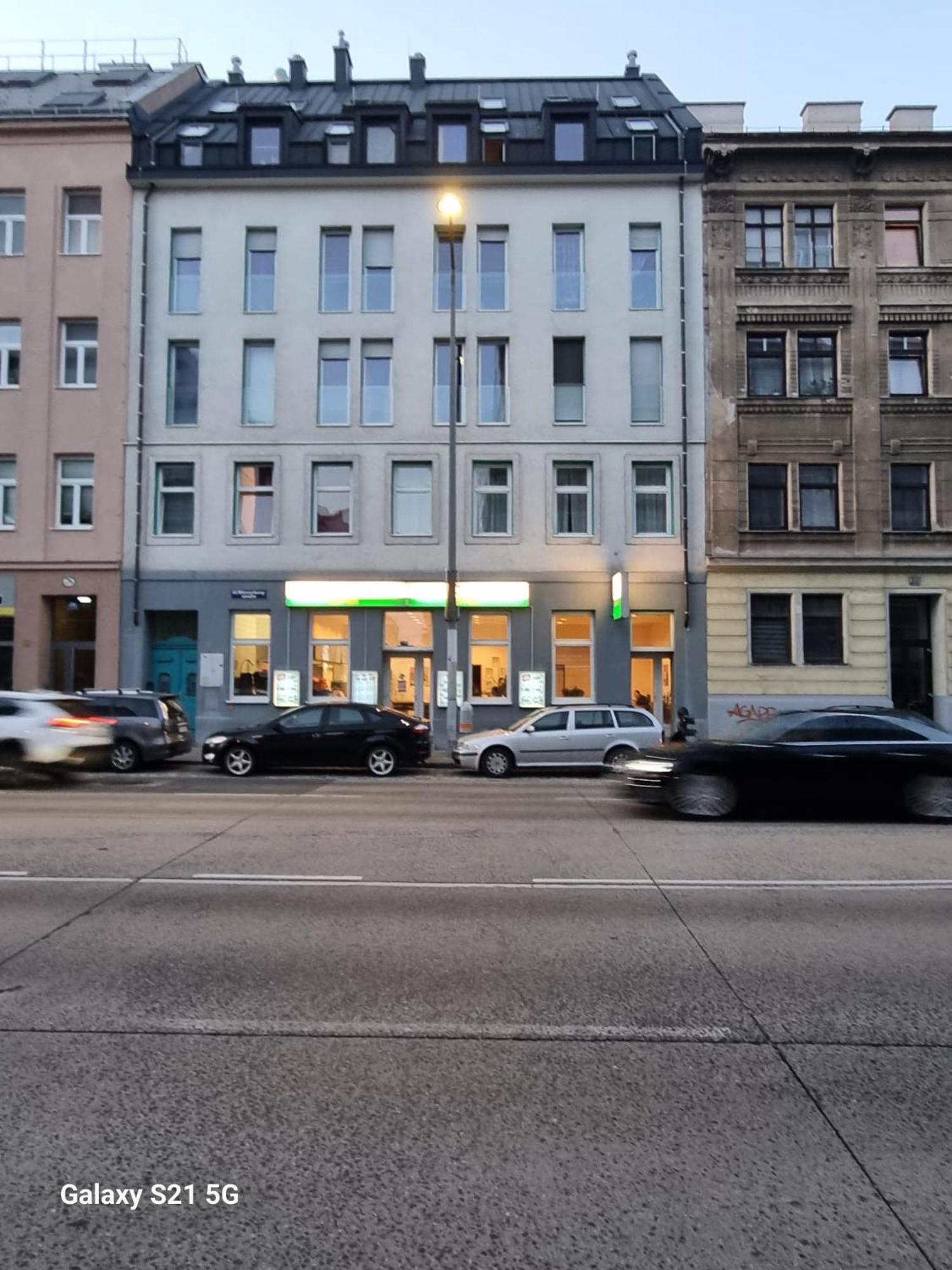 Lipi Apartment Wenen Buitenkant foto